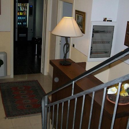 B&B Locanda La Rotonda Montale  Bagian luar foto