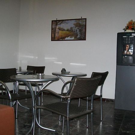 B&B Locanda La Rotonda Montale  Bagian luar foto